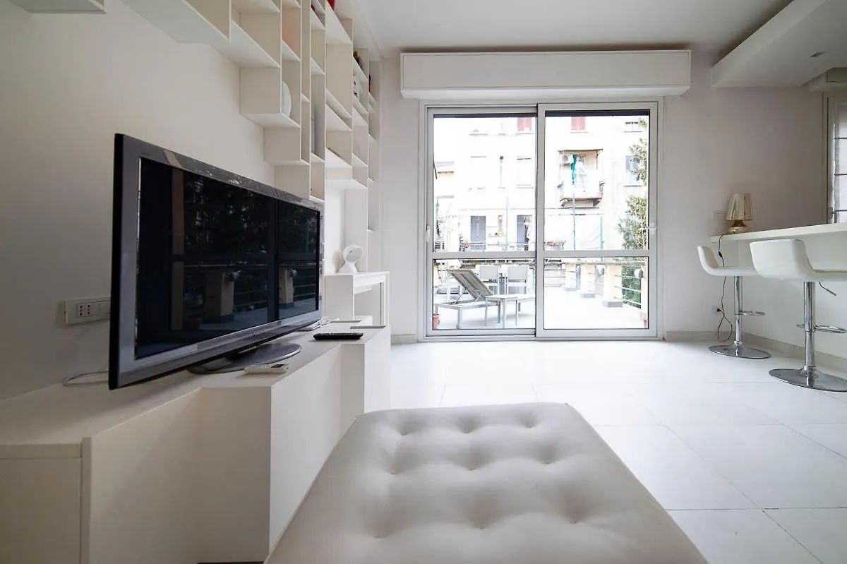 Hbhall Navigli 6B Apartment Milan 0*,  Italy