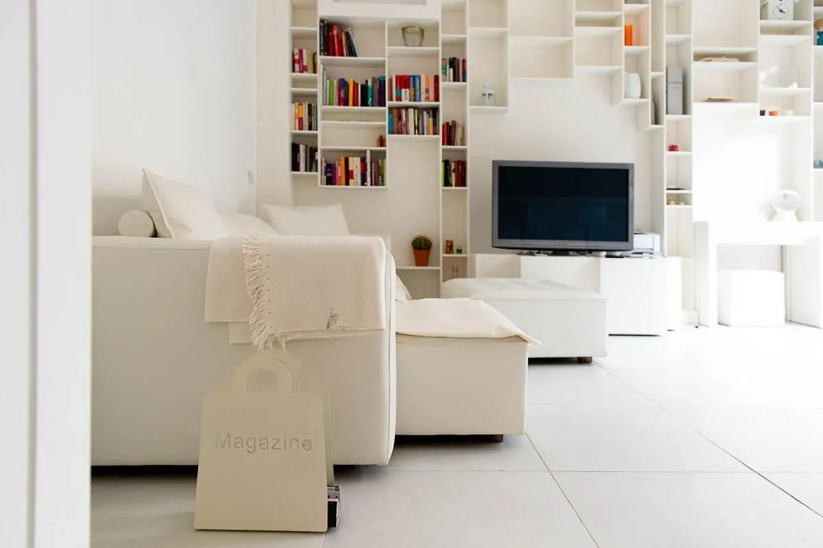 Hbhall Navigli 6B Apartment Milan