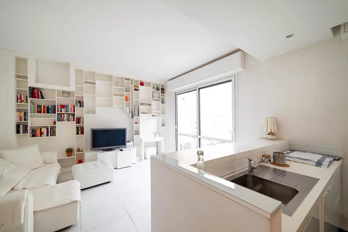Hbhall Navigli 6B Apartment Milan