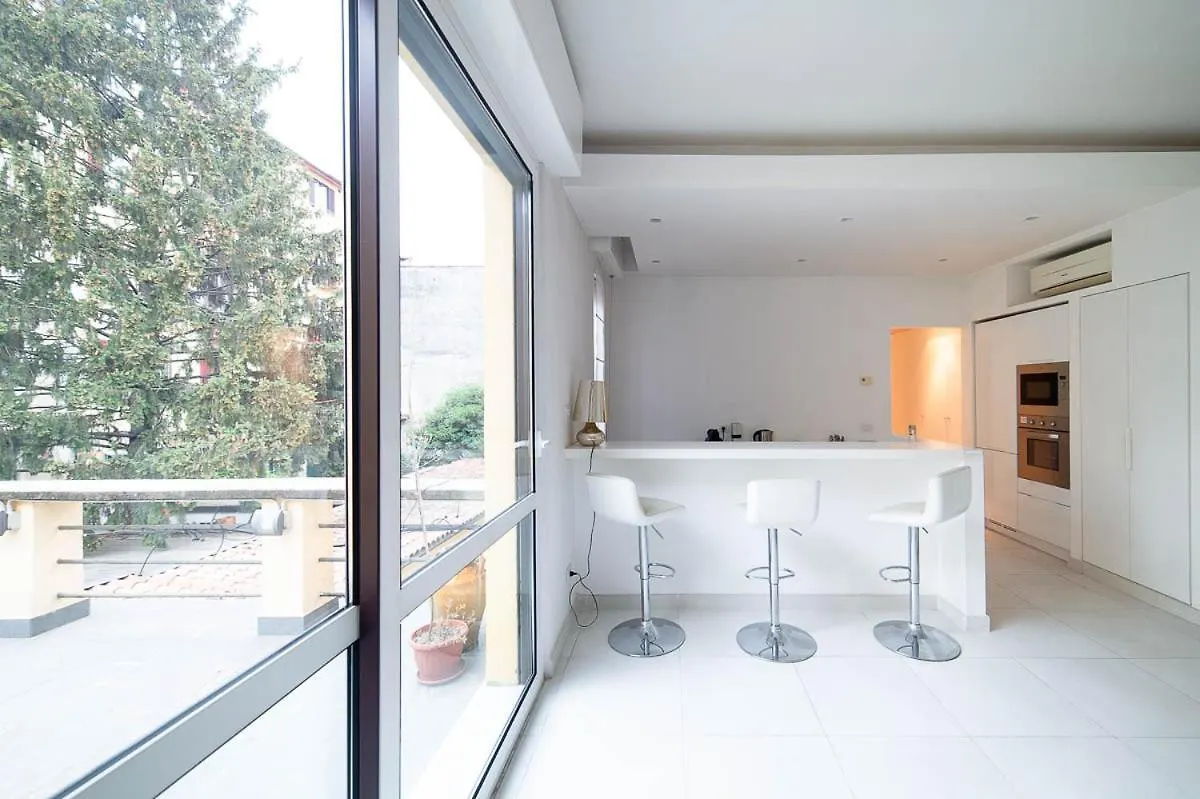 Hbhall Navigli 6B Apartment Milan 0*,  Italy