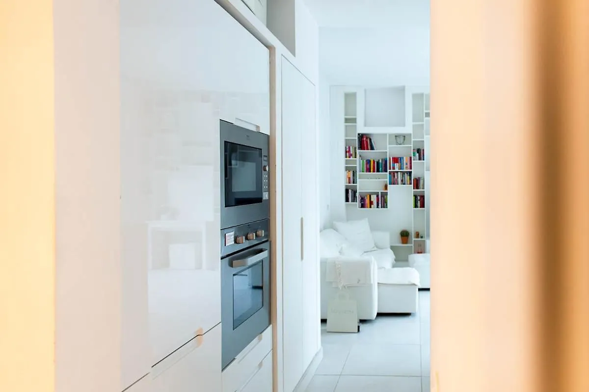 밀라노 Hbhall Navigli 6B 아파트