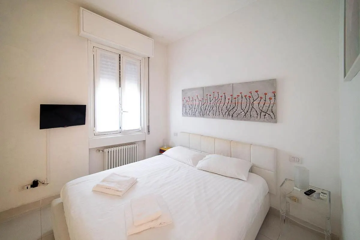 Hbhall Navigli 6B Apartment Milan