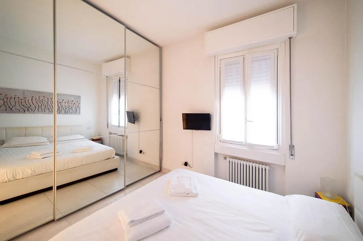 밀라노 Hbhall Navigli 6B 아파트 이탈리아